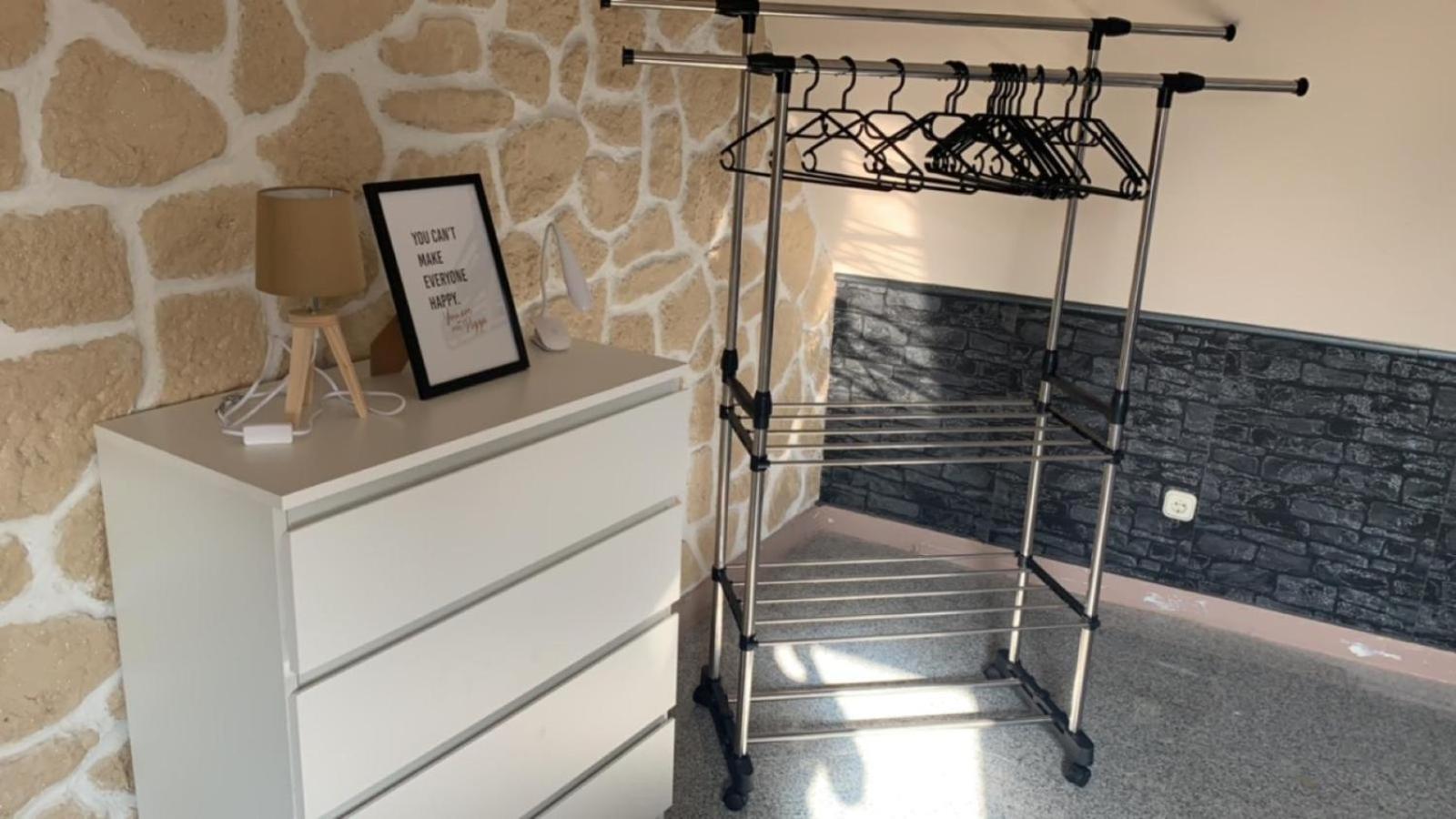 Zimmer In Wohnung, Monteure, Zentral, Enger エクステリア 写真